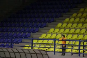 Η Ανόρθωση "έσπασε" το αήττητο του ΑΠΟΕΛ (φώτος)