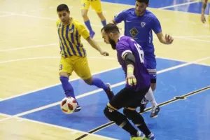 Η Ανόρθωση "έσπασε" το αήττητο του ΑΠΟΕΛ (φώτος)