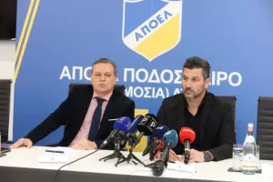 ΟΥΖΟΥΝΙΔΗΣ: "Είμαστε το ΑΠΟΕΛ, πρέπει να κυριαρχούμε!" (φώτος/βίντεο)