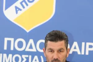 ΟΥΖΟΥΝΙΔΗΣ: "Είμαστε το ΑΠΟΕΛ, πρέπει να κυριαρχούμε!" (φώτος/βίντεο)