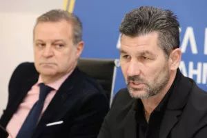 ΟΥΖΟΥΝΙΔΗΣ: "Είμαστε το ΑΠΟΕΛ, πρέπει να κυριαρχούμε!" (φώτος/βίντεο)