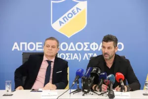 ΟΥΖΟΥΝΙΔΗΣ: "Είμαστε το ΑΠΟΕΛ, πρέπει να κυριαρχούμε!" (φώτος/βίντεο)