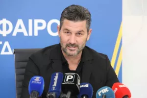 ΟΥΖΟΥΝΙΔΗΣ: "Είμαστε το ΑΠΟΕΛ, πρέπει να κυριαρχούμε!" (φώτος/βίντεο)