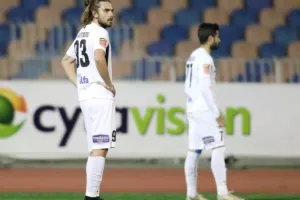 Με ΤΡΙΣΚΟ… πλησιάζει (φώτος)