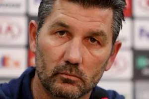 ΟΥΖΟΥΝΙΔΗΣ: "Στόχος να κερδίσουμε/έξτρα - παίκτης ο κόσμος!" (ΑΠΑΝΤΗΣΕ για τους τραυματίες)