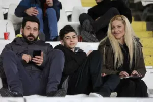 (ΦΩΤΟΡΕΠΟΡΤΑΖ) Ο κόσμος του ΑΠΟΕΛ στο ΓΣΠ