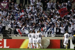 Άσχημη βραδιά και βαριά ήττα για ΑΠΟΕΛ (Φώτος)
