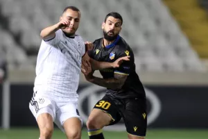 Άσχημη βραδιά και βαριά ήττα για ΑΠΟΕΛ (Φώτος)