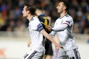 Άσχημη βραδιά και βαριά ήττα για ΑΠΟΕΛ (Φώτος)