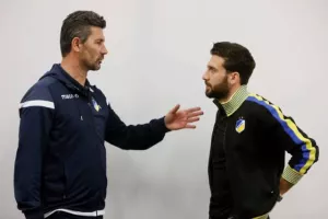 ΟΥΖΟΥΝΙΔΗΣ: "Το 3-0 δεν δείχνει την πραγματική διαφορά/Υποχρέωση απέναντι στην ομάδα..." (Φώτος)