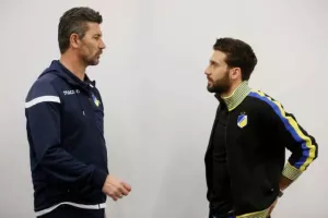 ΟΥΖΟΥΝΙΔΗΣ: "Το 3-0 δεν δείχνει την πραγματική διαφορά/Υποχρέωση απέναντι στην ομάδα..." (Φώτος)