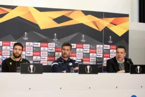 ΟΥΖΟΥΝΙΔΗΣ: "Το 3-0 δεν δείχνει την πραγματική διαφορά/Υποχρέωση απέναντι στην ομάδα..." (Φώτος)