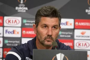 ΟΥΖΟΥΝΙΔΗΣ: "Το 3-0 δεν δείχνει την πραγματική διαφορά/Υποχρέωση απέναντι στην ομάδα..." (Φώτος)