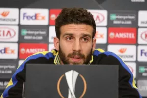 ΟΥΖΟΥΝΙΔΗΣ: "Το 3-0 δεν δείχνει την πραγματική διαφορά/Υποχρέωση απέναντι στην ομάδα..." (Φώτος)