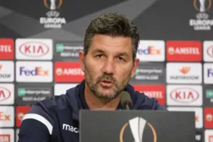 ΟΥΖΟΥΝΙΔΗΣ: "Το 3-0 δεν δείχνει την πραγματική διαφορά/Υποχρέωση απέναντι στην ομάδα..." (Φώτος)