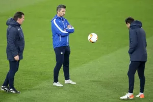 (ΦΩΤΟΣ) Η προπόνηση του ΑΠΟΕΛ στο St. Jakob Park