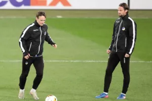 (ΦΩΤΟΣ) Η προπόνηση του ΑΠΟΕΛ στο St. Jakob Park