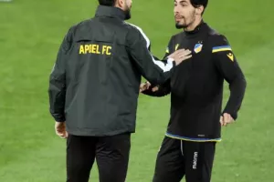 (ΦΩΤΟΣ) Η προπόνηση του ΑΠΟΕΛ στο St. Jakob Park