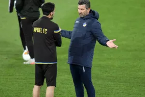 (ΦΩΤΟΣ) Η προπόνηση του ΑΠΟΕΛ στο St. Jakob Park