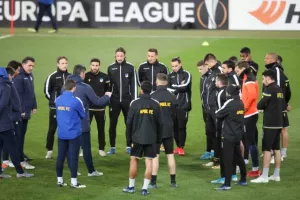 (ΦΩΤΟΣ) Η προπόνηση του ΑΠΟΕΛ στο St. Jakob Park