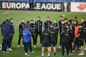 (ΦΩΤΟΣ) Η προπόνηση του ΑΠΟΕΛ στο St. Jakob Park