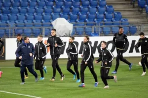 (ΦΩΤΟΣ) Η προπόνηση του ΑΠΟΕΛ στο St. Jakob Park