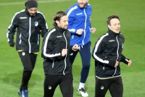 (ΦΩΤΟΣ) Η προπόνηση του ΑΠΟΕΛ στο St. Jakob Park