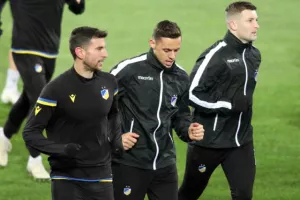 (ΦΩΤΟΣ) Η προπόνηση του ΑΠΟΕΛ στο St. Jakob Park