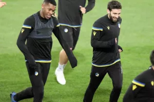 (ΦΩΤΟΣ) Η προπόνηση του ΑΠΟΕΛ στο St. Jakob Park
