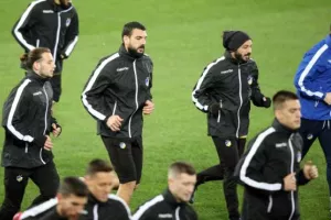(ΦΩΤΟΣ) Η προπόνηση του ΑΠΟΕΛ στο St. Jakob Park