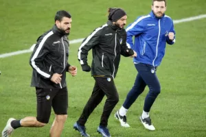 (ΦΩΤΟΣ) Η προπόνηση του ΑΠΟΕΛ στο St. Jakob Park