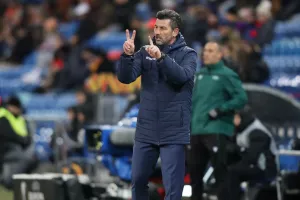 1-2/ΑΠΟΕΛ