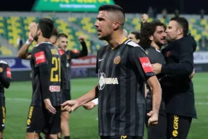 (ΒΙΝΤΕΟ/ΦΩΤΟΣ) Έστησαν πάρτι με τους ΑΕΛίστες!