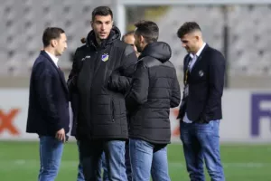 Άσχημη βραδιά και βαριά ήττα για ΑΠΟΕΛ (Φώτος)