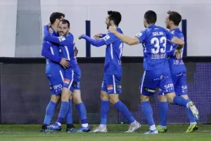 Τριάρα με ΤΖΙΜΗ και τώρα ΑΠΟΕΛ! (φώτος)