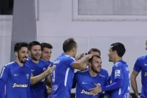 Τριάρα με ΤΖΙΜΗ και τώρα ΑΠΟΕΛ! (φώτος)