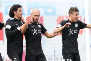 Πεντάρα-ΟΝΕΙΡΟ ο Εθνικός/ ΔΙΑΣΥΡΜΟΣ και... μαύρο απόγευμα για Ανόρθωση (φώτος)