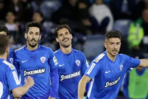Τριάρα με ΤΖΙΜΗ και τώρα ΑΠΟΕΛ! (φώτος)