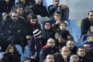 ΧΡΥΣΟ τρίποντο με Βαρέλα και ανατροπή στο 90'!! (φώτος)