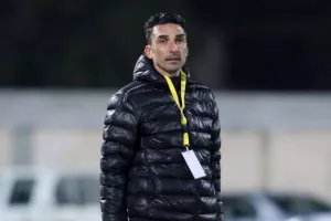 ΧΡΥΣΟ τρίποντο με Βαρέλα και ανατροπή στο 90'!! (φώτος)