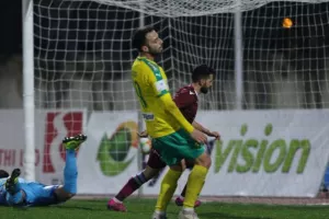 ΧΡΥΣΟ τρίποντο με Βαρέλα και ανατροπή στο 90'!! (φώτος)