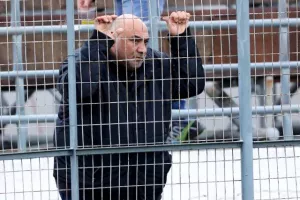 Μεγάλο ΔΙΠΛΟ με 10 παίκτες η Καρμιώτισσα (φώτος)