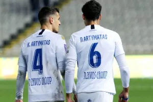 Ντέρμπι με λίγες φάσεις, χωρίς γκολ και... μοιρασιά (φώτος)