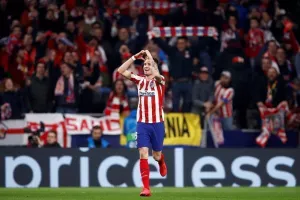 (ΤΕΛΙΚΑ) Ατλέτικο 1-0 Λίβερπουλ/Ντόρτμουντ 2-1 Παρί ΣΖ (φώτος)