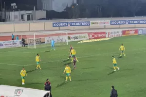 ΝΤΕΜΠΟΥΤΟ για Γκολομπάρτ 