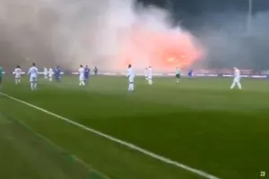 Τεράστιο "διπλό" με αυτογκόλ! (βίντεο/φώτος)