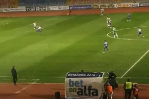 Τυπική διαδικασία και... τετράδα! (Φώτος)