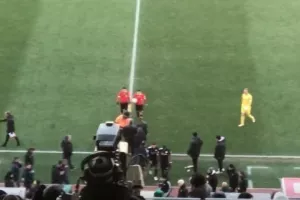 Αποδοκιμασίες στον Φελλά! (βίντεο)