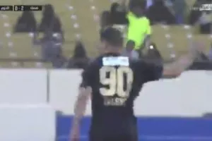 "Πυροβόλησε" με... ΔΥΟ ΓΚΟΛ ο Ζελάγια (βιντεο)