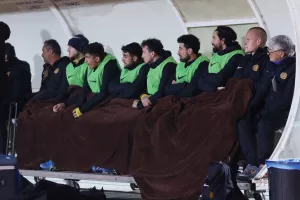 Με κουβέρτα...